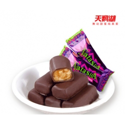 山东特产 天鹅湖娜塔莎紫皮糖 巧克力花生酥糖500g 满额包邮 